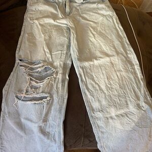American Eagle Outfitters Super High-Rise Baggy Jeans